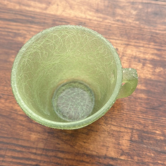 VRG spaghetti string avocado green mug - Picture 2 of 5